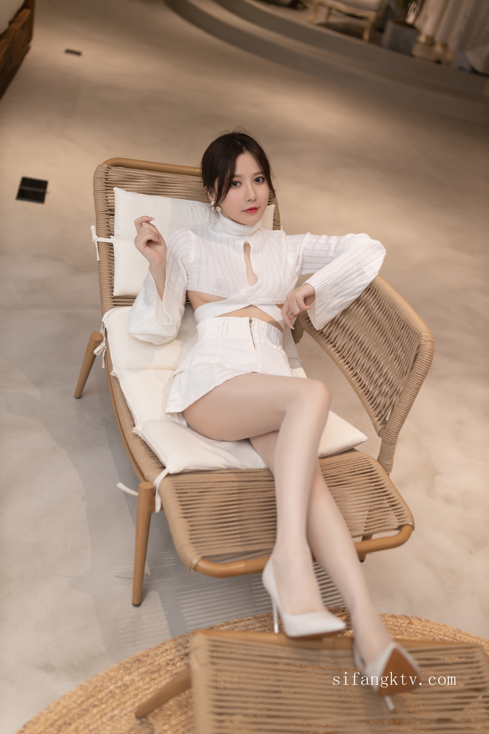鱼子酱Fish - NO.028 （私拍） 雪化[116P]-XikXak